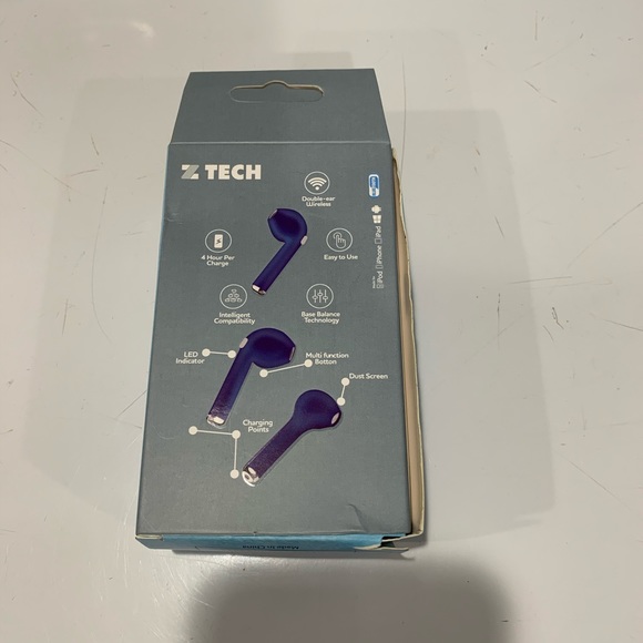 NWT Rubberized wireless headphones w charging case - Picture 5 of 10